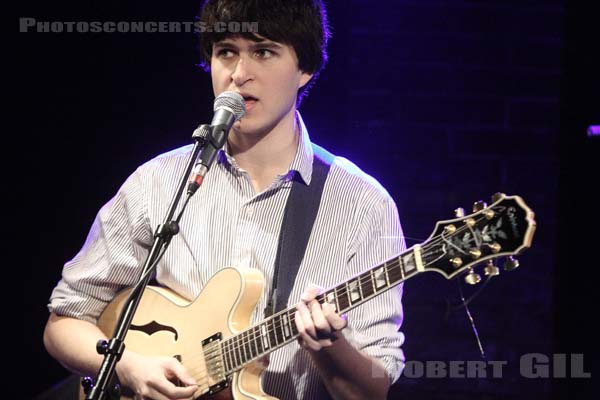 VAMPIRE WEEKEND - 2007-10-27 - PARIS - La Maroquinerie - 